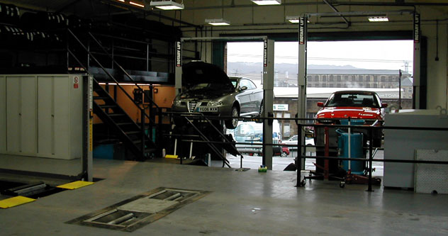 Image: Cars in service bays